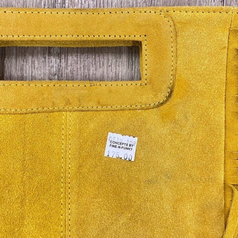 New! Raj LA California Dreamin' Yellow Suede Embroidered Purse - Picture 6 of 6